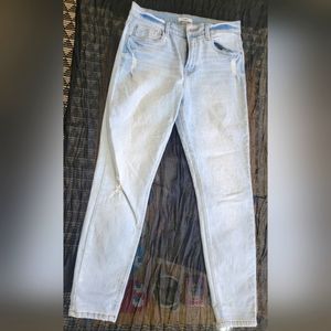 Kensie distressed denim jeans 👖 10/30